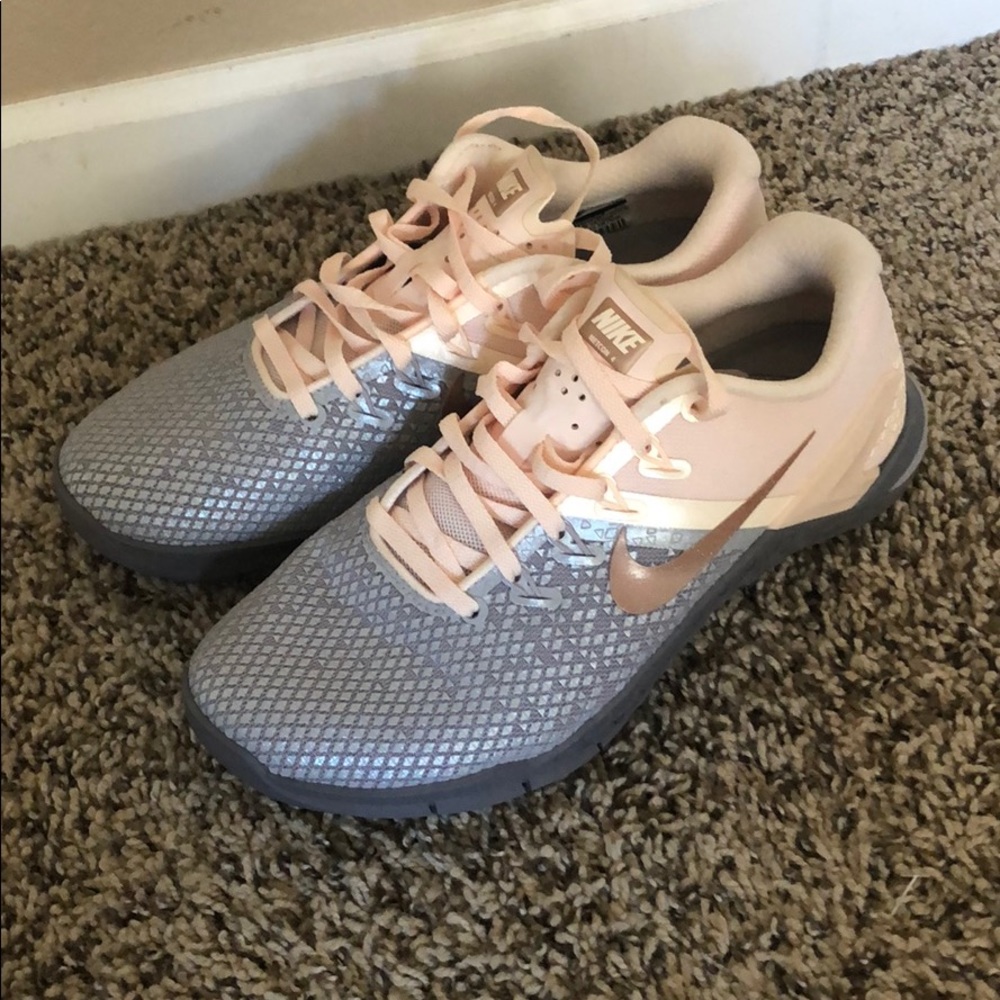Nike Metcon 4 shoes